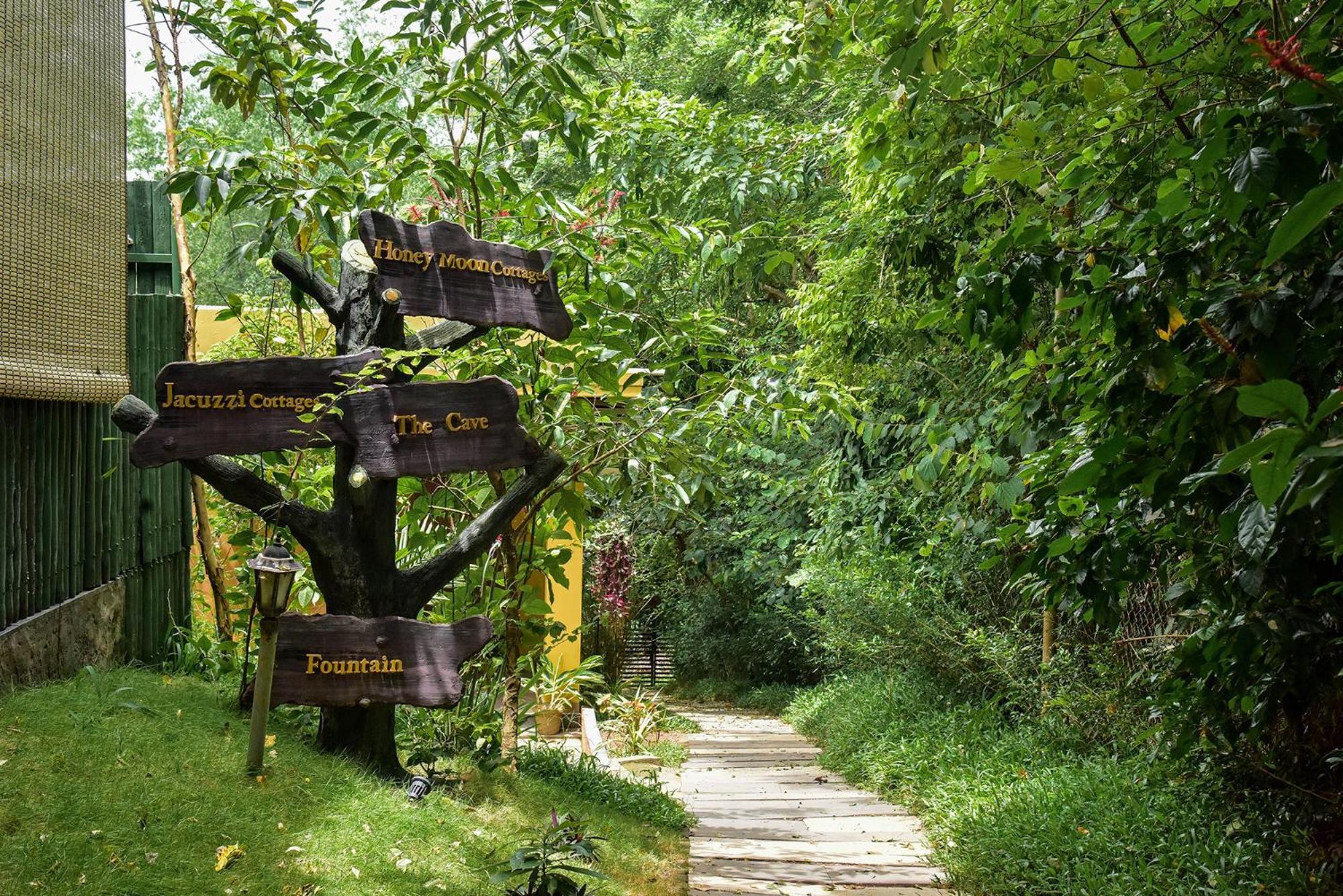 Kuruva Island Resort And Spa - By Kabini Breeze, Wayanad Манантавади Экстерьер фото
